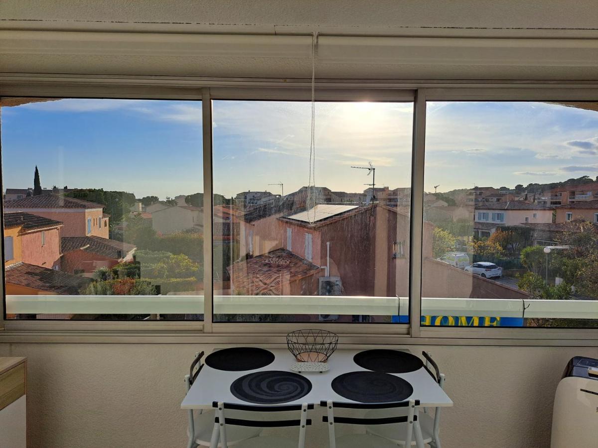 Studio Sanary-Sur-Mer Proche Gare Exterior foto