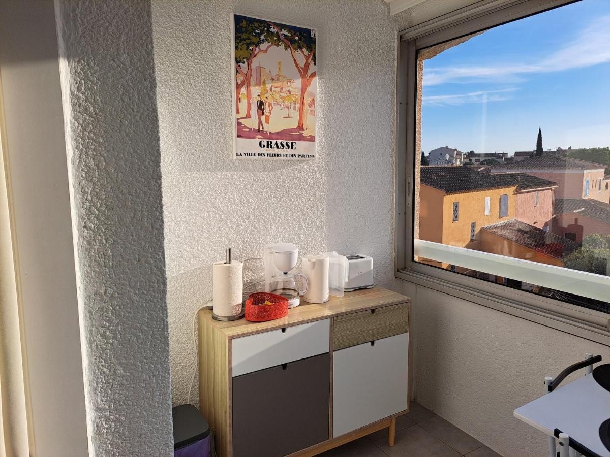 Studio Sanary-Sur-Mer Proche Gare Exterior foto